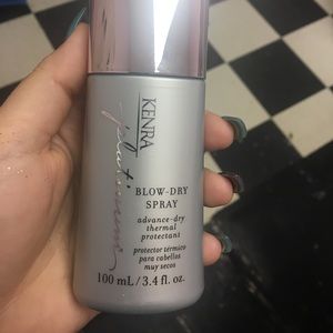 Kendra platinum blow dry spray